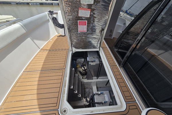 53ft Carver Yacht For Sale