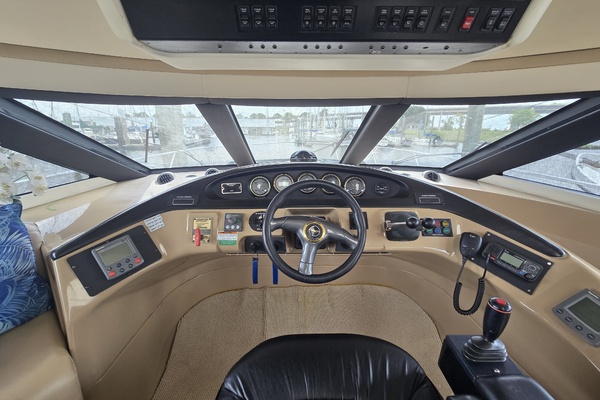 53ft Carver Yacht For Sale