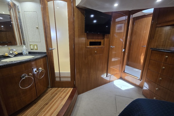 53ft Carver Yacht For Sale
