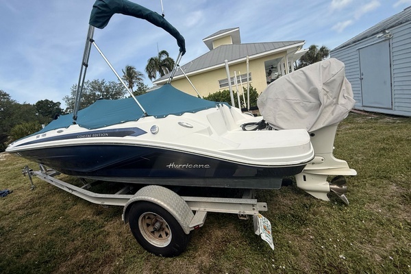 18-ft-Hurricane-2020-SunDeck Sport 185 OB- Venice Florida United States  yacht for sale