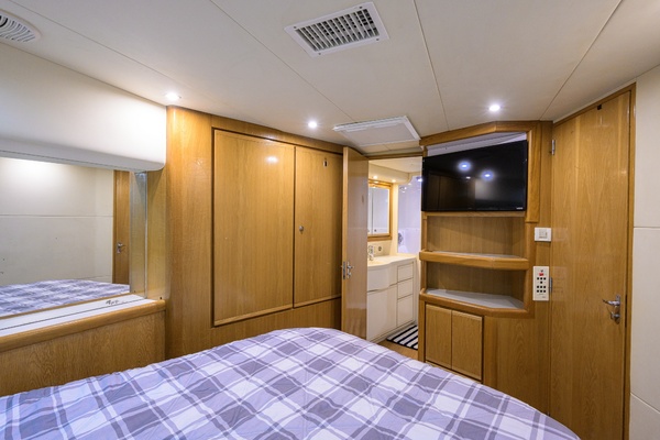 54ft Bertram Yacht For Sale