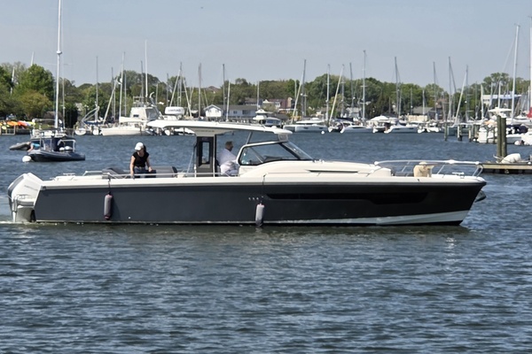 40ft Nimbus Yacht For Sale