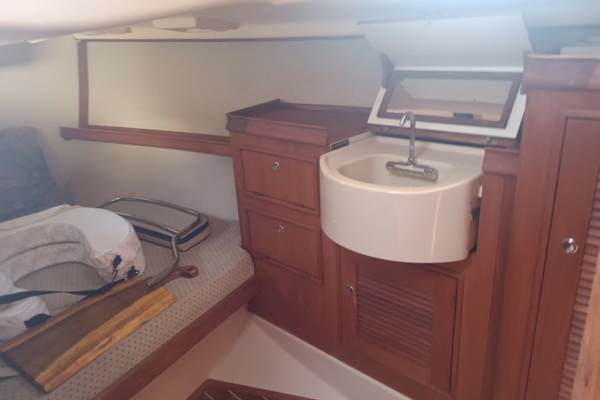 38ft Island Packet Yacht For Sale