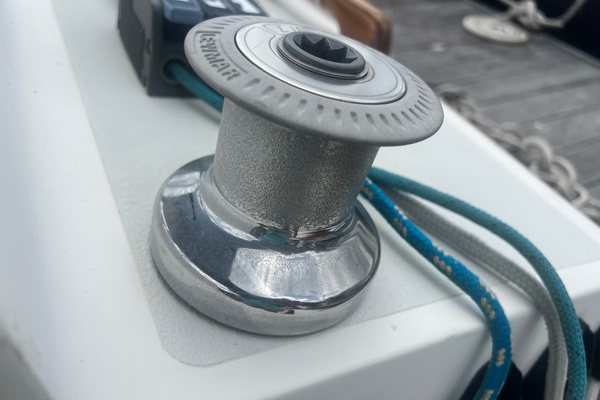 28ft Alerion Yacht For Sale