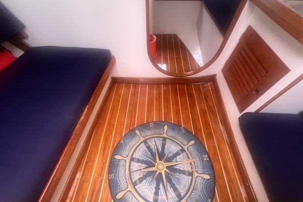 28ft Alerion Yacht For Sale