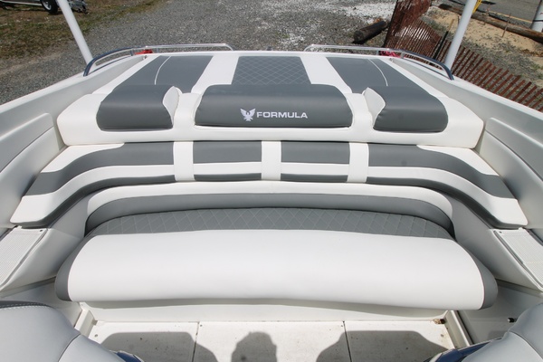 29ft Formula Yacht For Sale