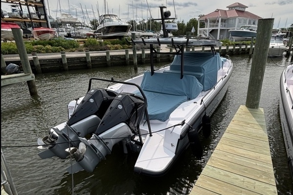 2025 Axopar 37