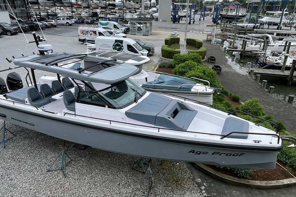 2025 Axopar 37