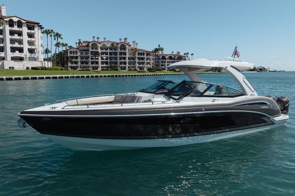 2018 Formula 350 Crossover Bowrider OB