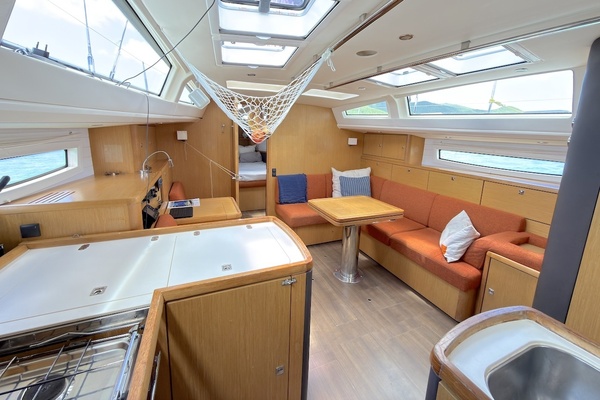 Blur 46ft Bavaria Yacht For Sale