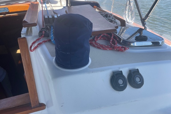 Thistle 37ft Tartan Yacht For Sale