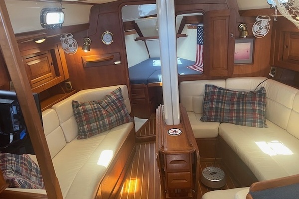 Thistle 37ft Tartan Yacht For Sale