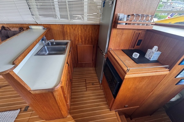LOVE IS 44ft Chris Craft Yacht For Sale