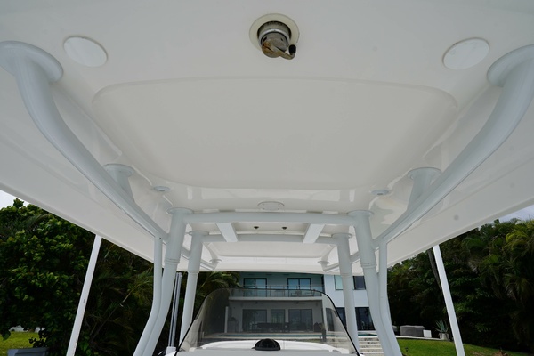 37ft Intrepid Yacht For Sale