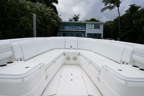2015 Intrepid 37