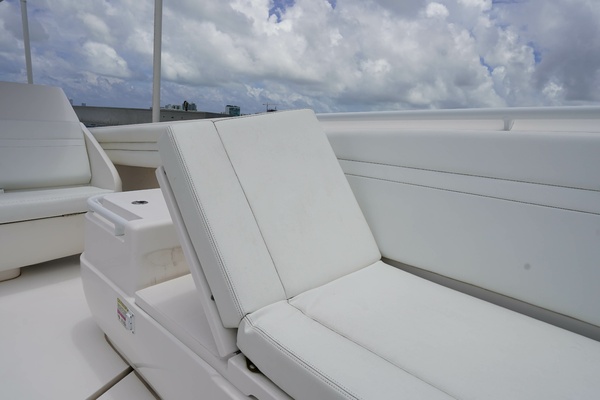 37ft Intrepid Yacht For Sale