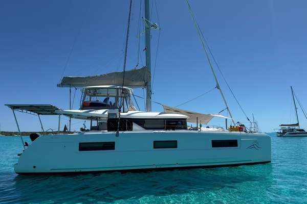 Crazy Idea 46ft Lagoon Yacht For Sale