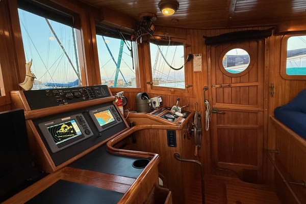 Tucker 37ft Lord Nelson Yacht For Sale