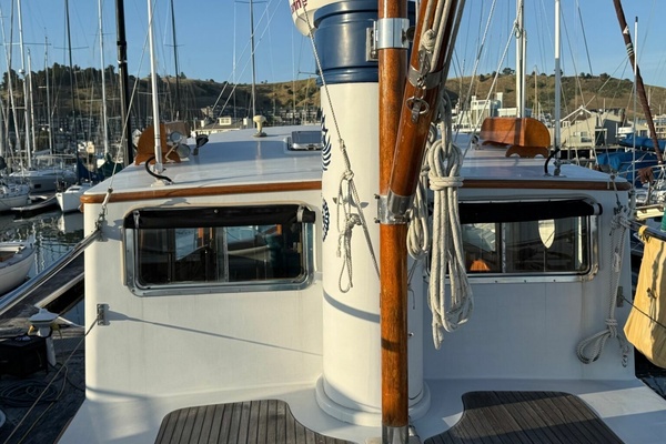 Tucker 37ft Lord Nelson Yacht For Sale