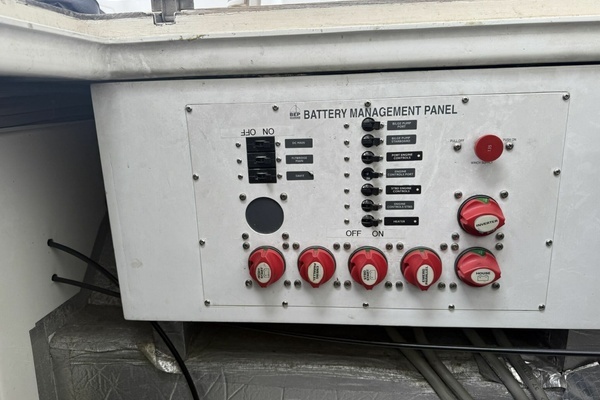 2002 Powercat 41