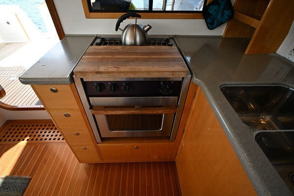 2002 Powercat 41