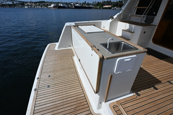2002 Powercat 41