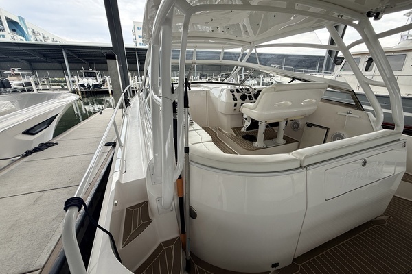 2016 Intrepid 43