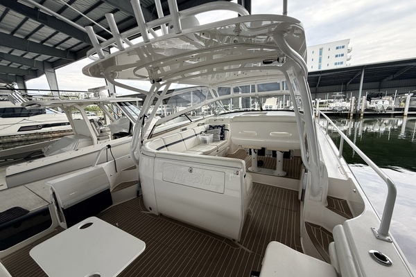 2016 Intrepid 43