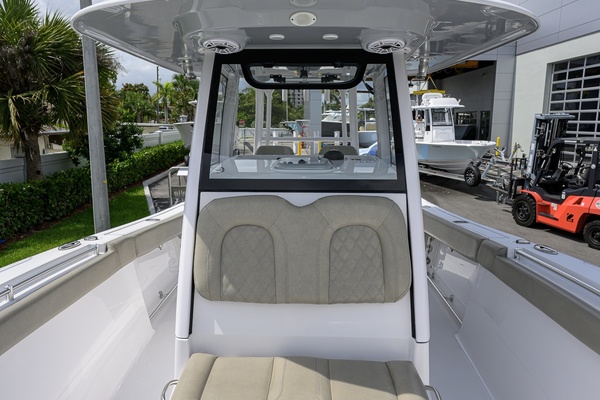 30ft Sportsman Yacht For Sale