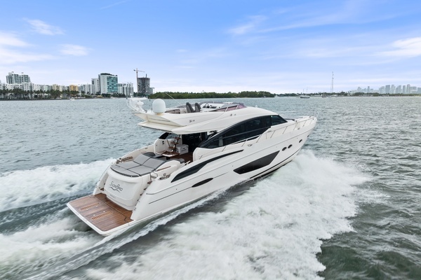 2014 Princess 72