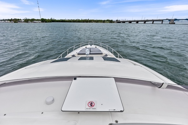 2014 Princess 72