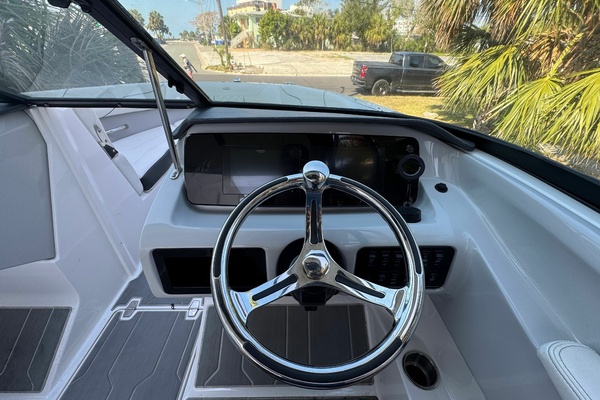22ft Regal Yacht For Sale