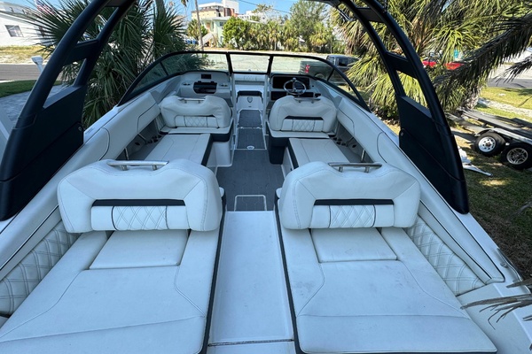 22ft Regal Yacht For Sale