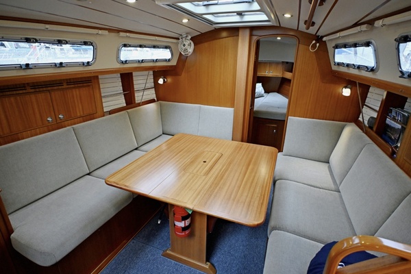 31ft Hallberg Rassy Yacht For Sale