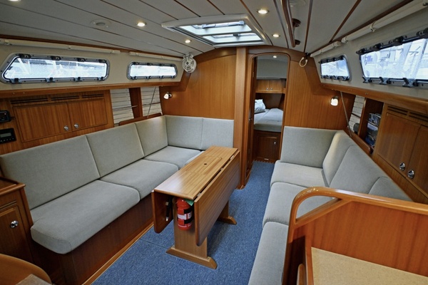 31ft Hallberg Rassy Yacht For Sale
