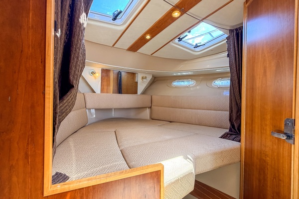 26ft Cutwater Yacht For Sale