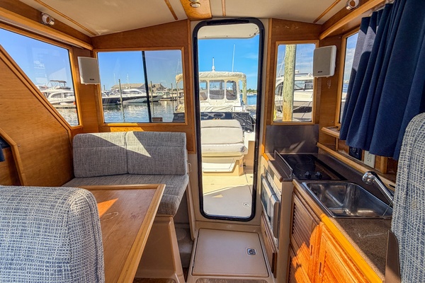 26ft Cutwater Yacht For Sale