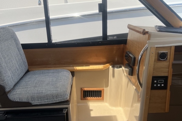 26ft Cutwater Yacht For Sale