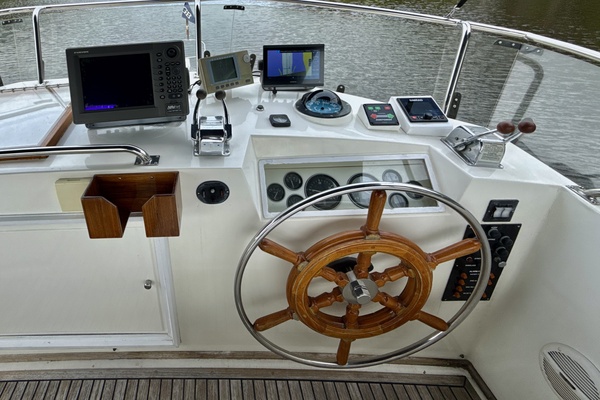 TUMBLEWEED 42ft Grand Banks Yacht For Sale