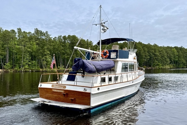 1997 Grand Banks 42