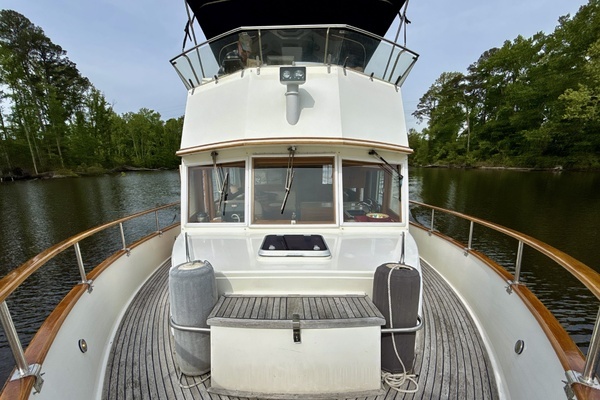 1997 Grand Banks 42
