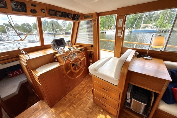 1997 Grand Banks 42