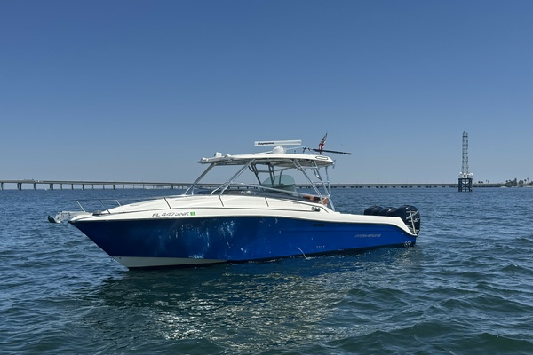 33ft Hydra Sports Yacht For Sale