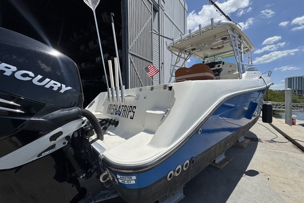 33ft Hydra Sports Yacht For Sale