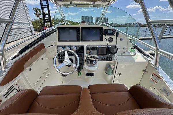 33ft Hydra Sports Yacht For Sale