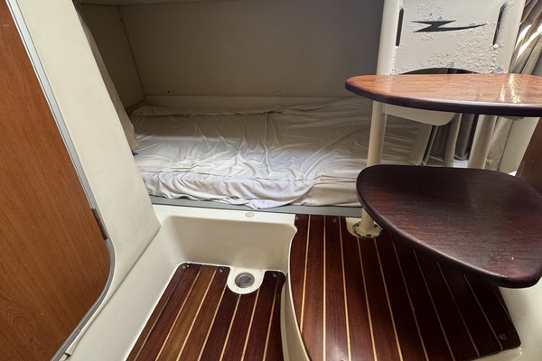 33ft Hydra Sports Yacht For Sale