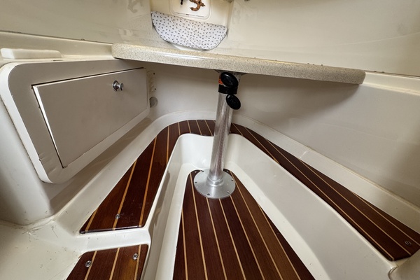 33ft Hydra Sports Yacht For Sale