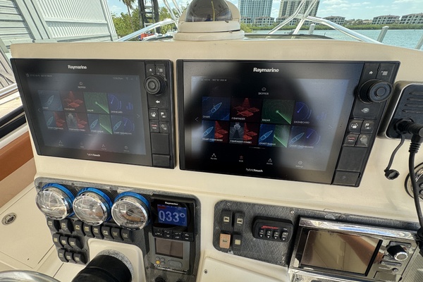 33ft Hydra Sports Yacht For Sale