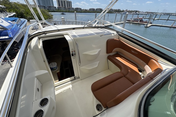 33ft Hydra Sports Yacht For Sale