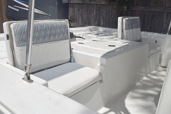 22ft Pathfinder Yacht For Sale